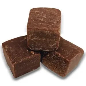 Retro Sweets - A 125g bag of traditional cubes of chocolate flavour fudge.