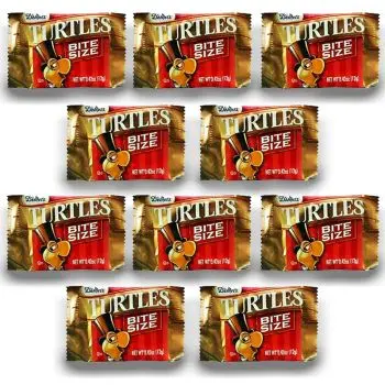 American Sweets - A pack of 10 Demets Turtles, American candy bars made from chocolate, pecans and caramel!