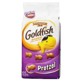 American Sweets - Goldfish crackers in a pretzel flavour!