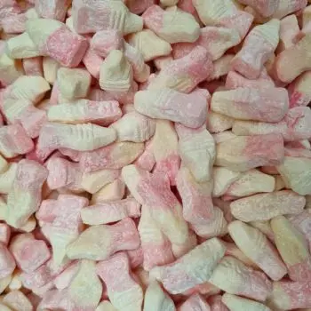Strawberry milkshake flavour gummy sweets in a bulk 3kg bag