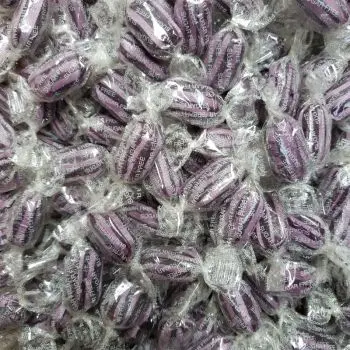 Pick and Mix Sweets - A 100g bag of sugar free blackcurrant and liquorice sweets