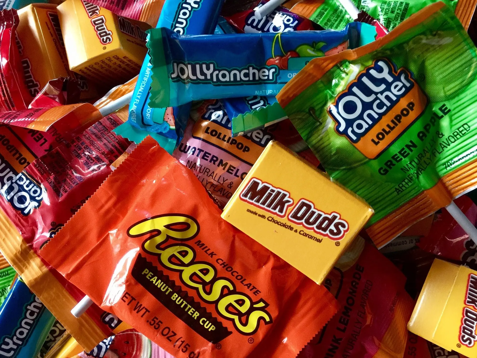 Halloween Trick or Treat Sweets | Spooky Picks for 2025 - Blogs ...