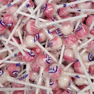Vidal strawberry and cream flavour lollies