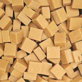 Retro Sweets - A 125g bag of traditional cubes of clotted cream flavour fudge.