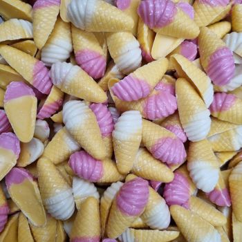 Candy Cones - Retro strawberry and cream flavour chocolate candy pieces shaped like icecream cones!
