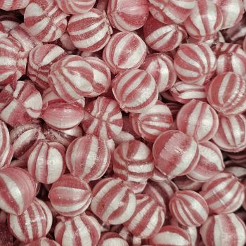 Pick and Mix Sweets - Red Bulls Eyes, raspberry flavour boiled sweets with red and white stripes.